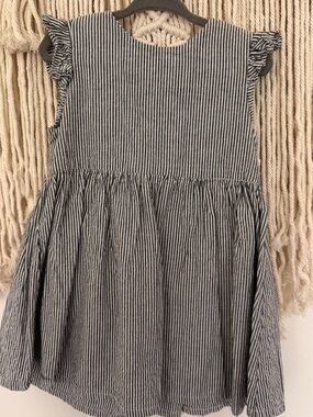 Girls Black and White Striped Ruffle Sleeve Dress